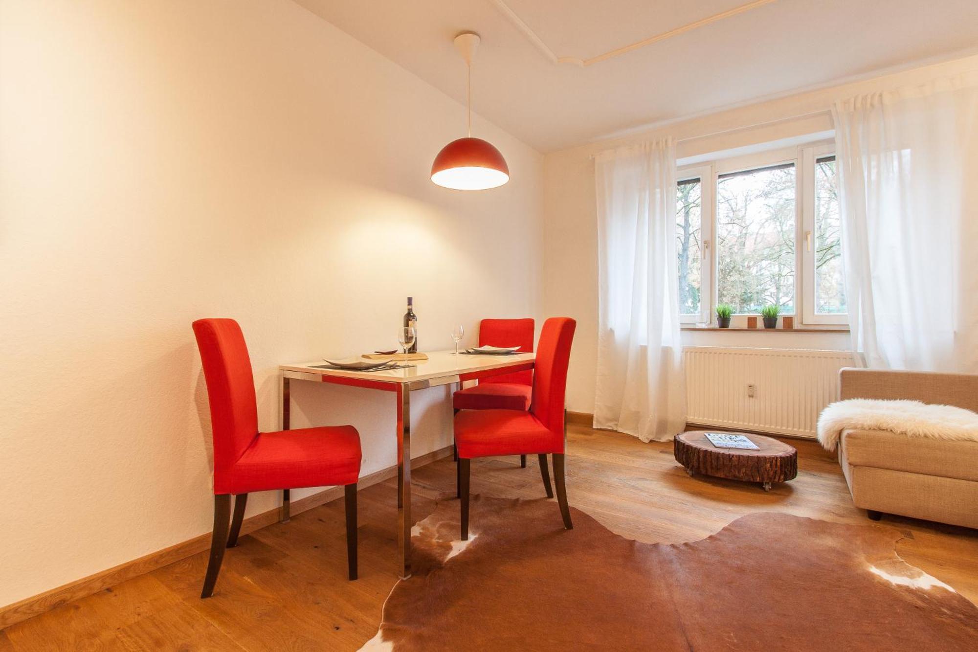 Ringpark-Ferien Appartement Würzburg Buitenkant foto
